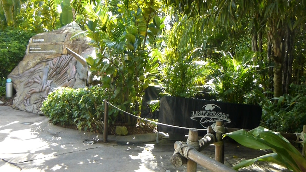 Barricades are on both the right and left side of the Triceratops rock.