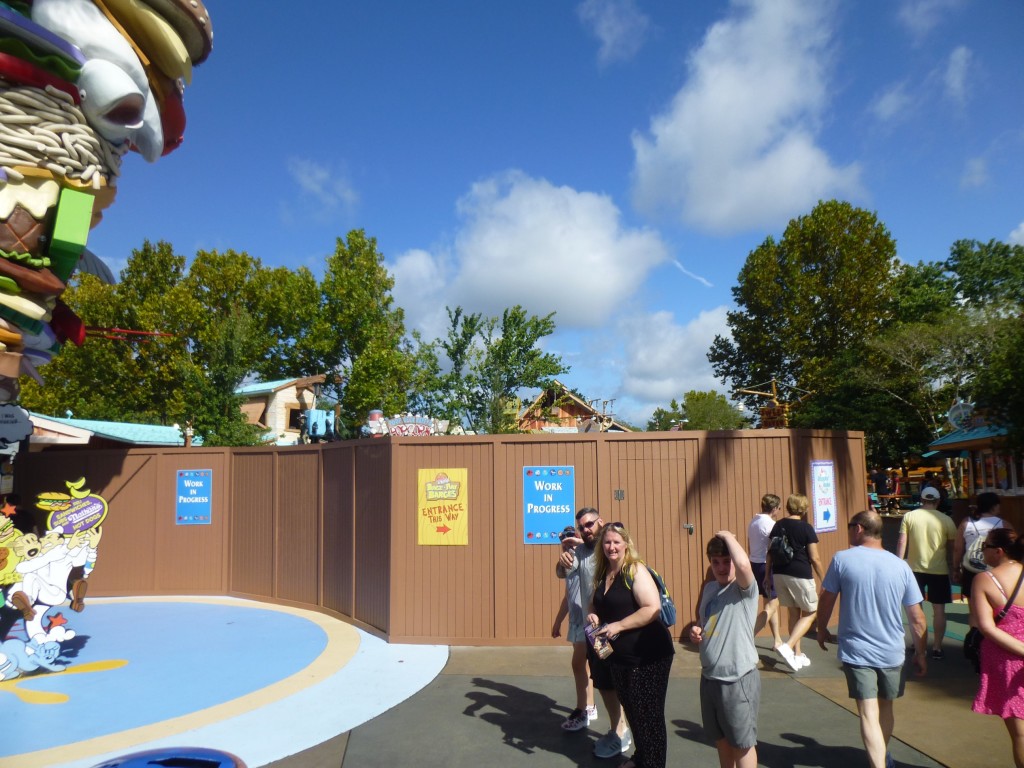 Walls are up once again around the Popeye statue in Toon Lagoon, blocking the entire courtyard