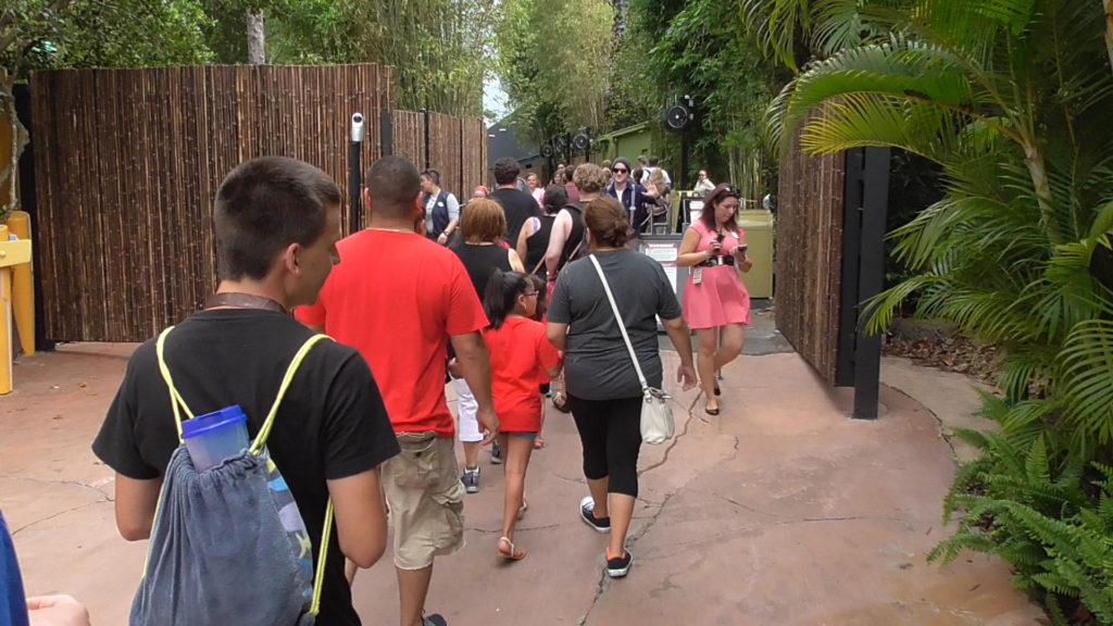 Around 4:45 they led the line around to the back entrance, straight to Kong's extended queue