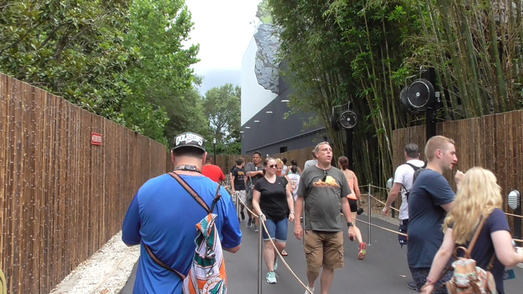 A look at the extended queue, nestled between Skull Island and Toon Lagoon
