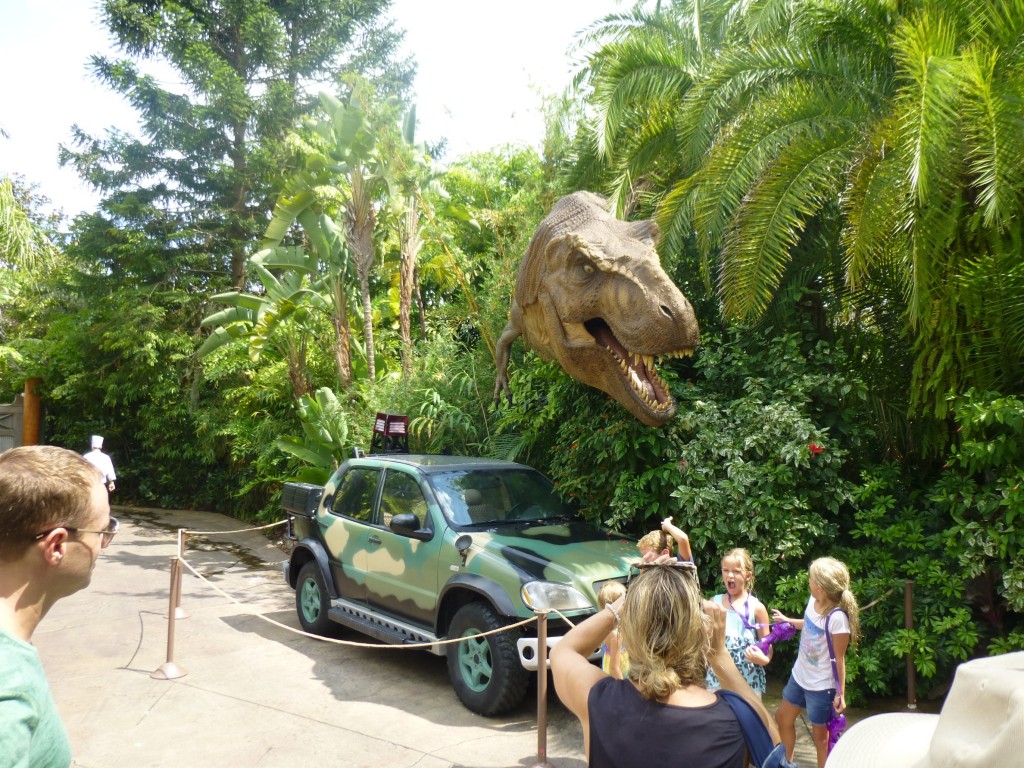 T-rex picture spot in its new location