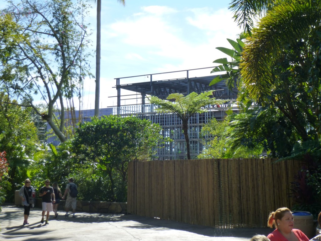 Approaching the construction walls on the Jurassic Park side