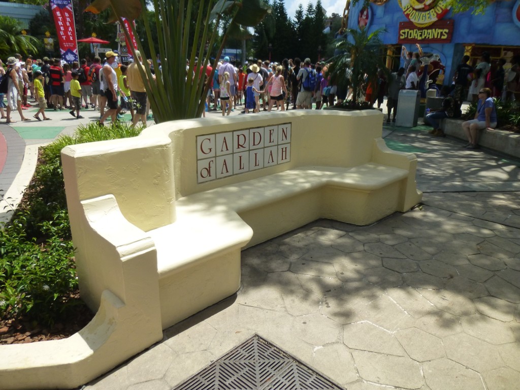A nice Garden of Allah themed bench.