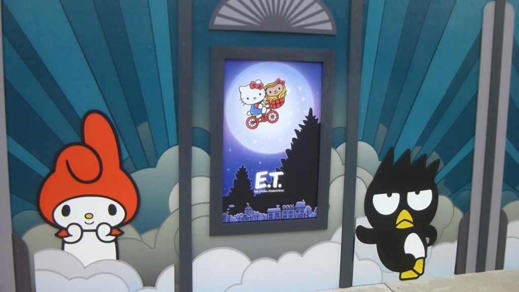 In addition to characters, there are famous posters with Hello Kitty added in as well