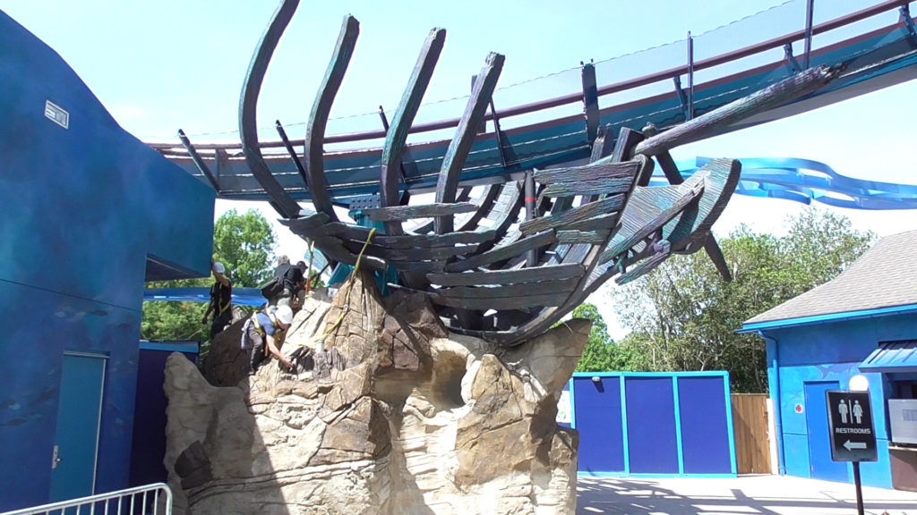 Underwater shipwreck with Mako coaster running through