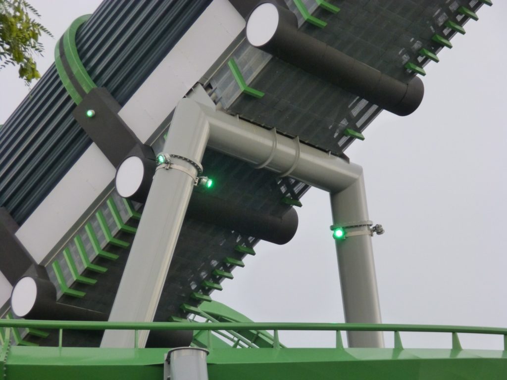 Green LED lighting placed on nearly all track supports
