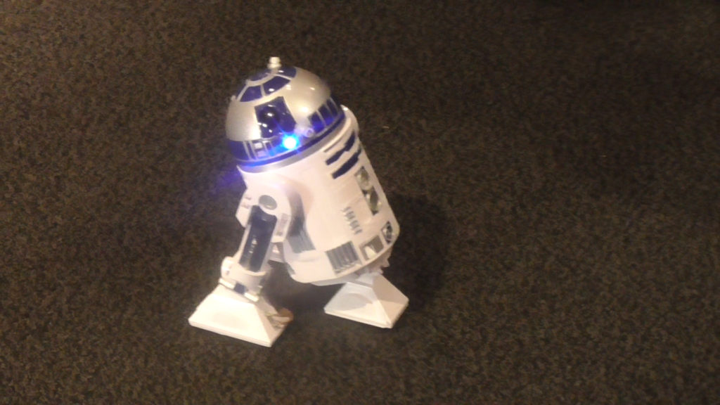 Roaming R2 unit