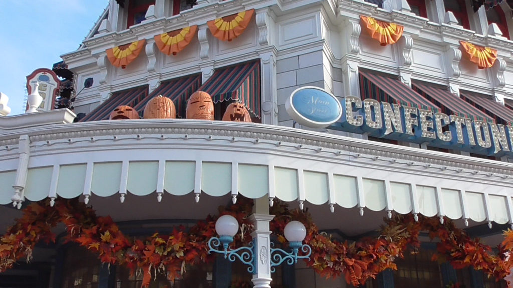 Pumpkins on the roof